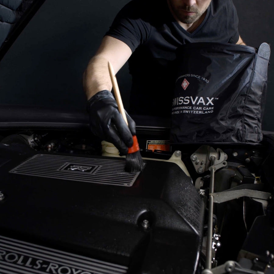 Engine Bay Cleaning & Sealing – How to Do It Professionally, Safely and Without Stress