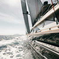Brillance, protection et perfection : les polissages adaptés à votre bateau